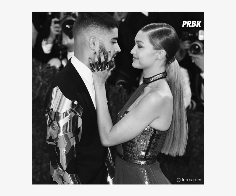 Gigi Hadid É De Touro E Zayn Malik De Capricórnio, - Met Gala 2018 Zayn, transparent png