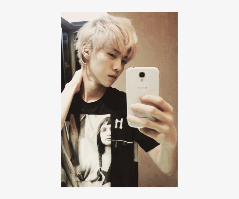 Tumblr Msil2te3er1s36084o1 500 - Luhan Selfies, transparent png