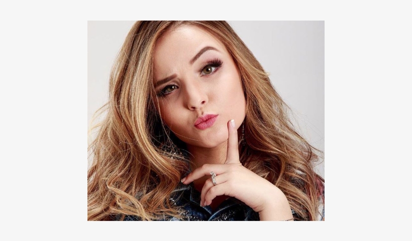 Larissa Manoela Exibe Piercing No Nariz E Se Declara - Jade Picon E Larissa Manoela, transparent png