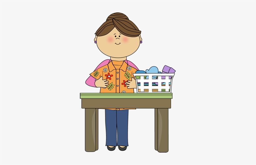 Mom Folding Laundry - Mom Folding Laundry Clipart, transparent png