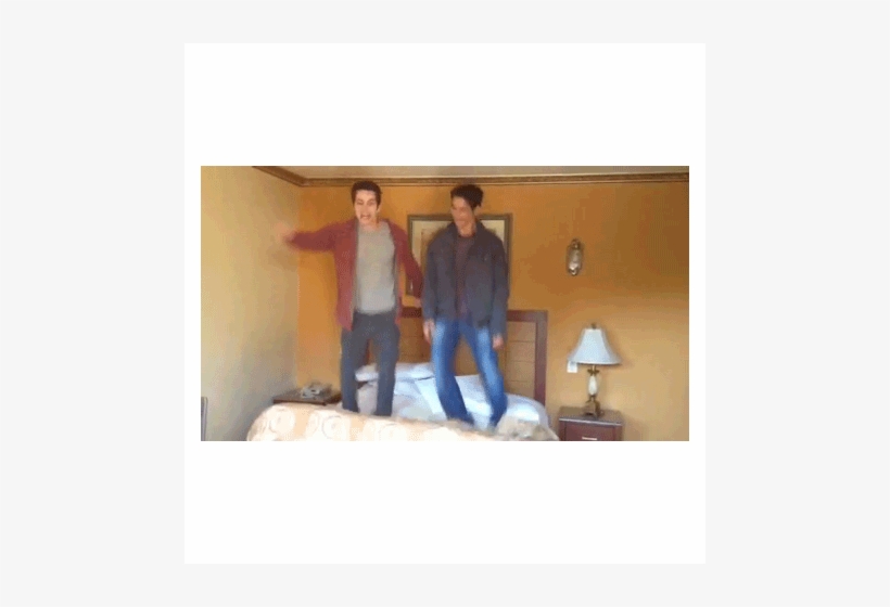 Teen Wolf Season 3 Behind The Scenes Tyler Dylan Bed - Tyler Posey, transparent png