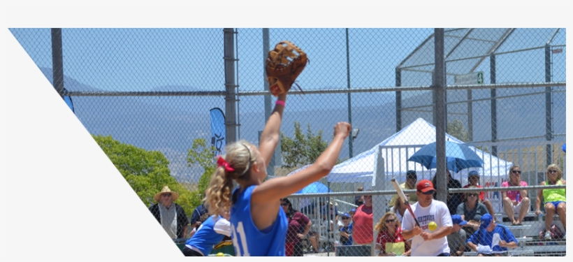 Softball Players - On-target Earnings, transparent png