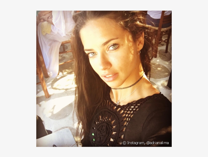 Quando Não Está Em Nenhum Tapete Vermelho, A Modelo - Adriana Lima 2018 No Makeup, transparent png
