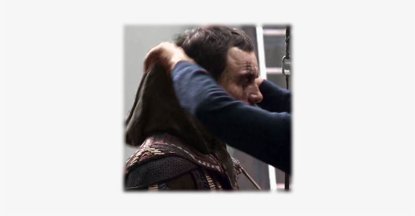 New Pics Of Michael Fassbender Michael Fassbender Assassins - Hug, transparent png