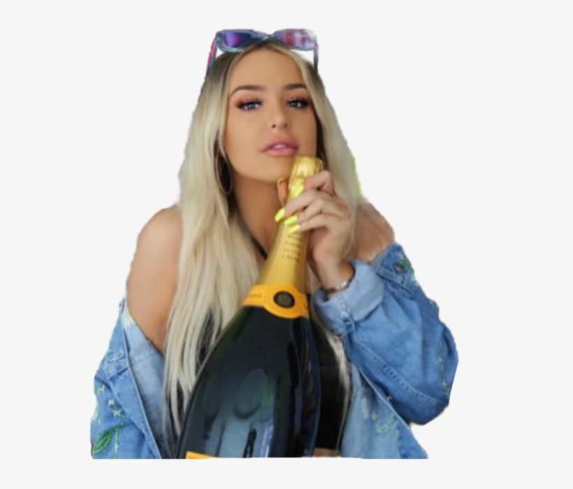 Tana❤ Tanamongeau Tana Queen Babe Youtube Youtuber - Vidcon Tweeting About Tanacon, transparent png