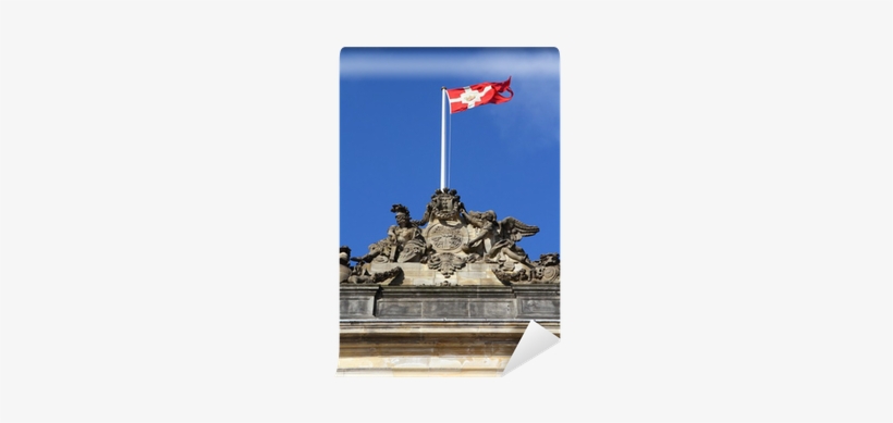 Danish Flag Atop Amalienborg Palace In Copenhagen Wall - Amalienborg, transparent png