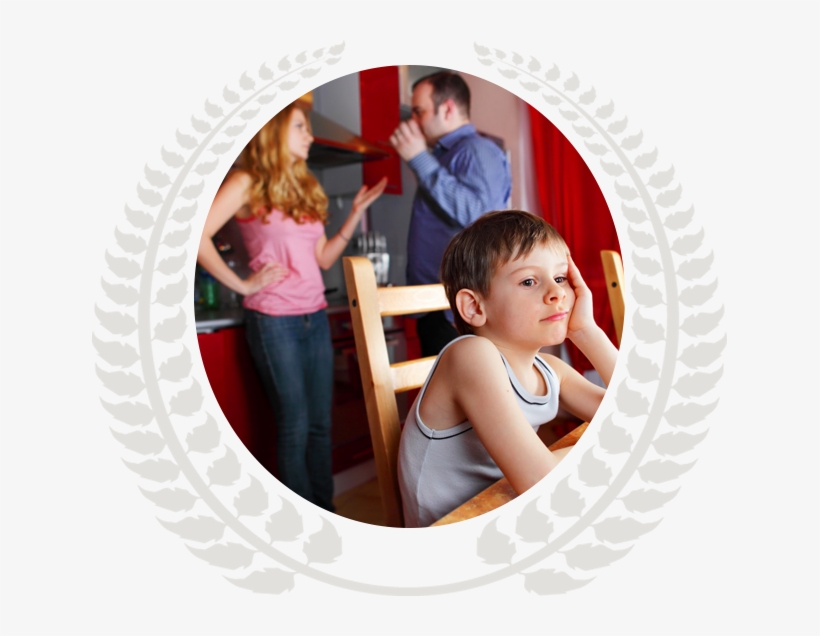 Sad Kid Over Fighting Parents - Parents Getting Divorce, transparent png