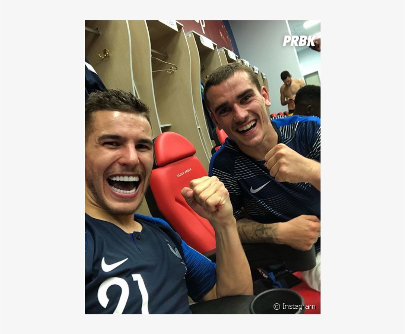 Antoine Griezmann Taclé Par Sergio Ramos - Lucas Hernandez Et Antoine Griezmann, transparent png