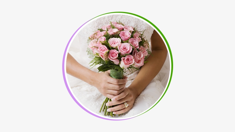 Mujer Sosteniendo Ramo Para Novia - Fresh Rose Bridal Bouquet, transparent png