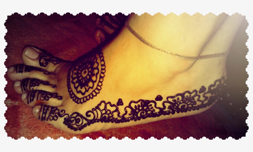 Simple Mehndi Mandala On The Top Of The Foot With A - Foot, transparent png