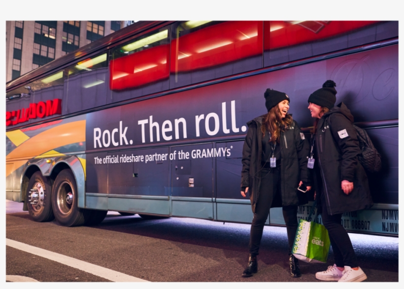 Peetsmockbus3, transparent png