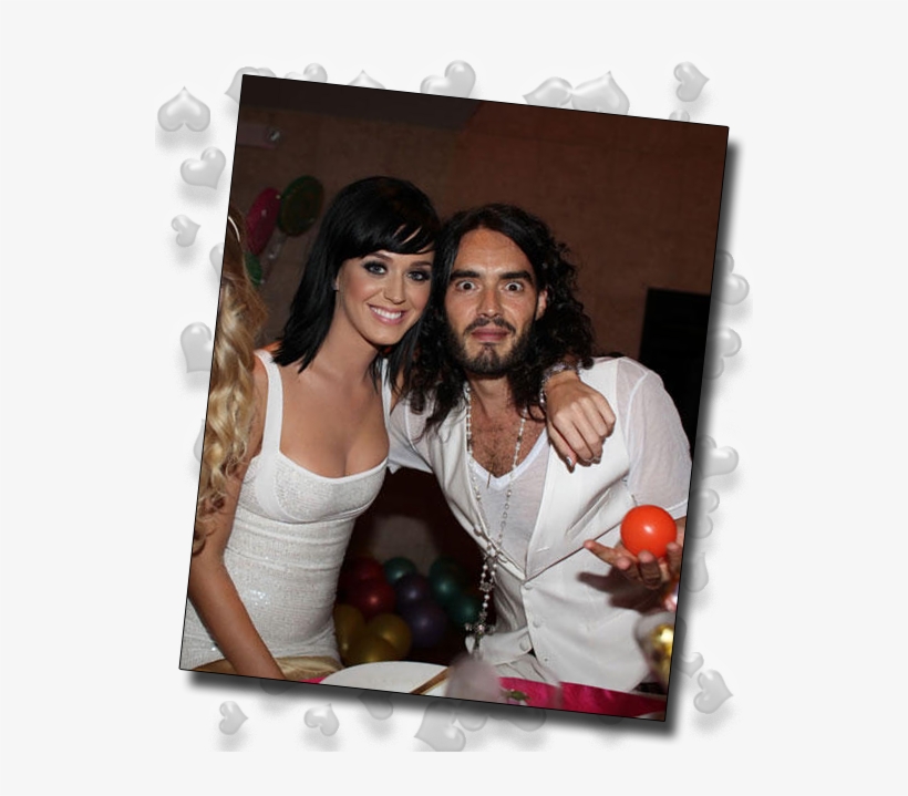 Singer Katy Perry Might Have Kissed A Girl, But As - Katy Perry And Russell Brand, transparent png