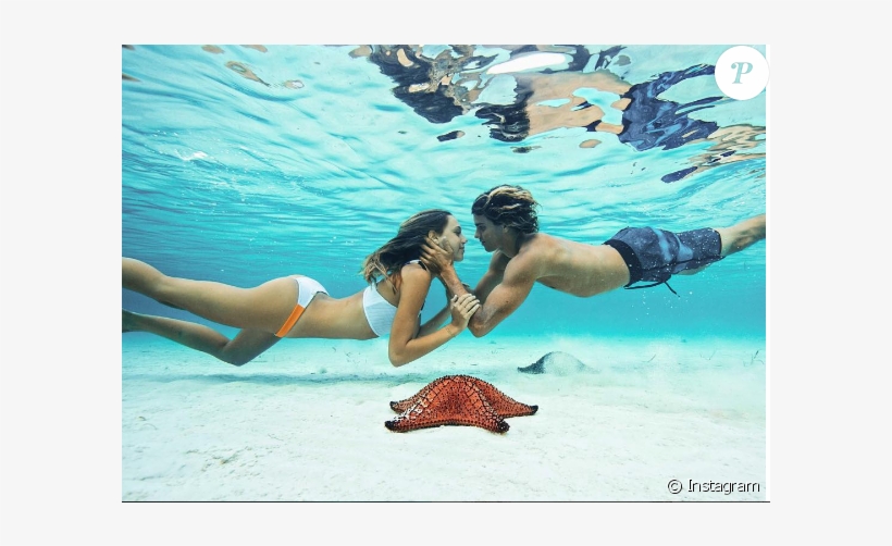 Alexis Ren Et Jay Alvarrez, Couple Star Des Réseaux, transparent png