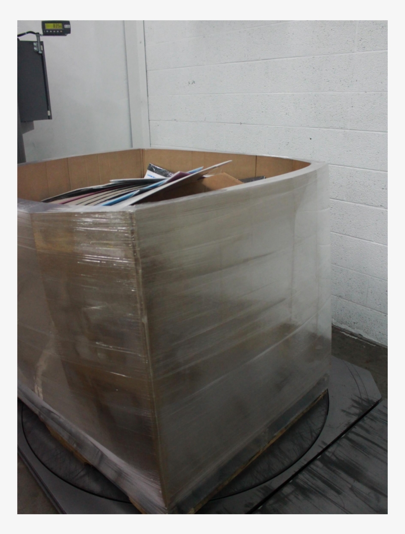 Pallet 1058 Pcs Office Supplies Calendars T Shirts - Tile, transparent png