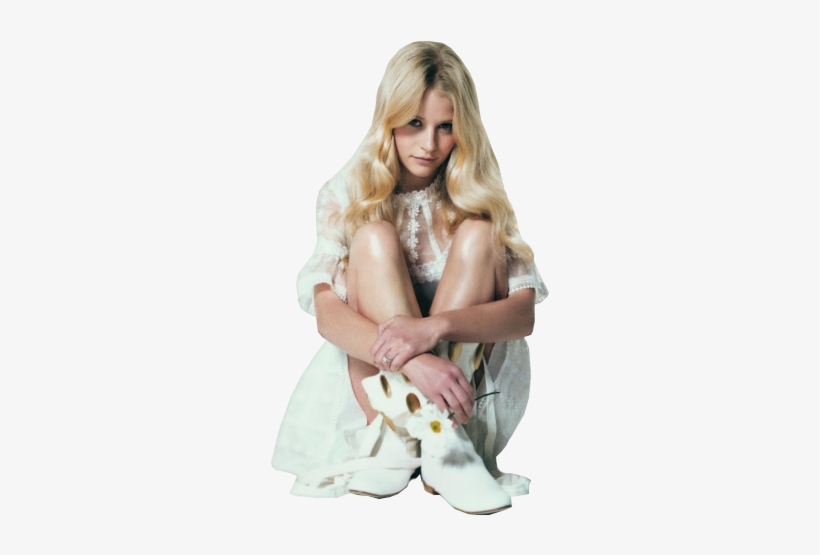 Crossed Leg Gal - Emilie De Ravin Photo Shoot, transparent png