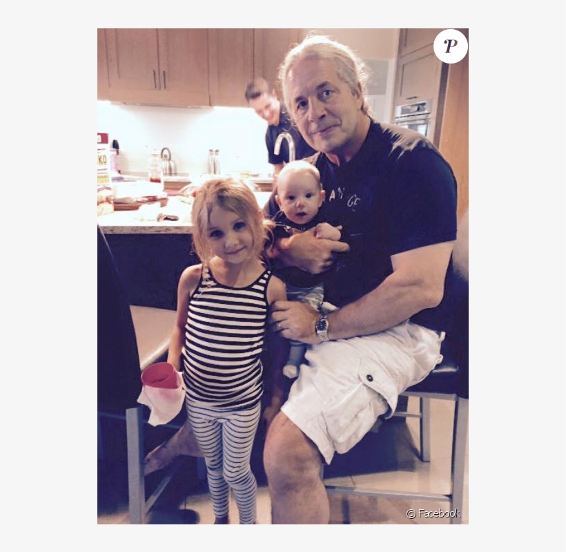 Hart Avec Ses Petits-enfants - Bret Hart Cancer, transparent png