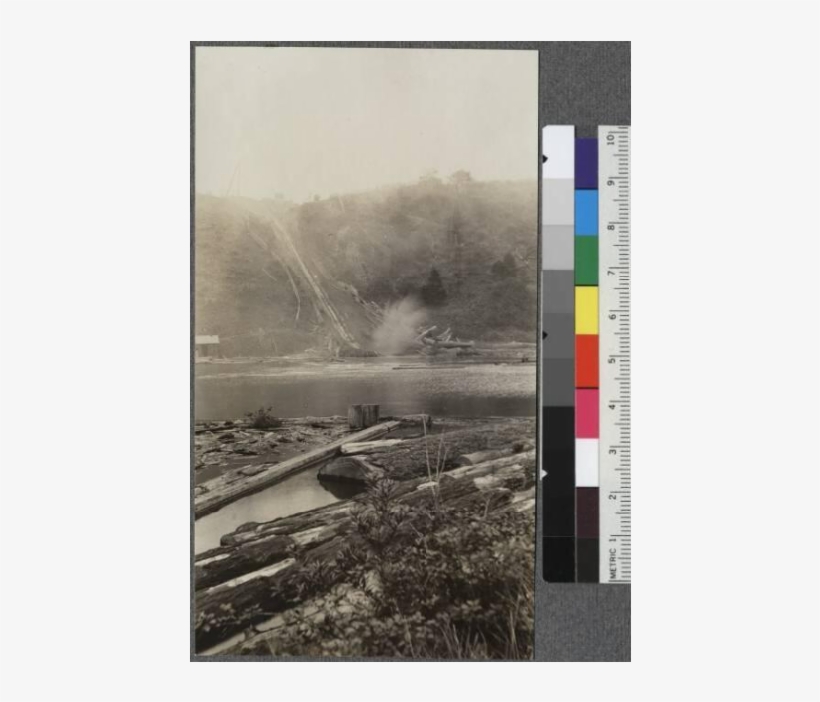 Showing Method Of Getting Logs From Cars Into Pond, - Loch, transparent png