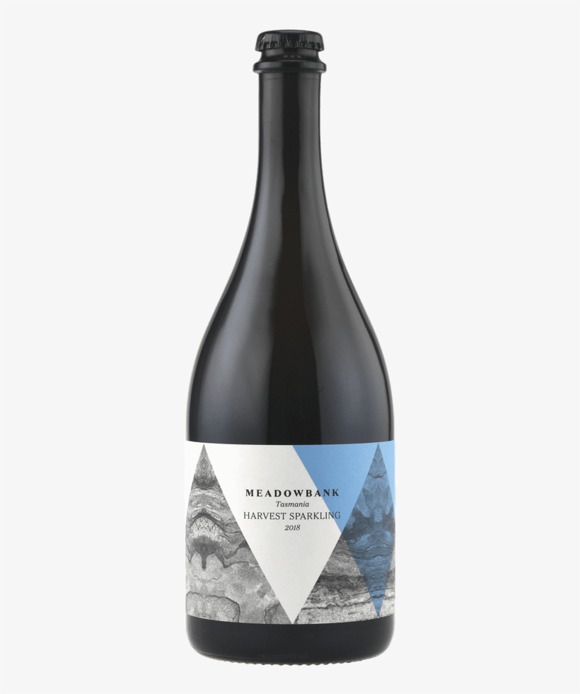 2018 Meadowbank Harvest Sparkling - Glass Bottle, transparent png