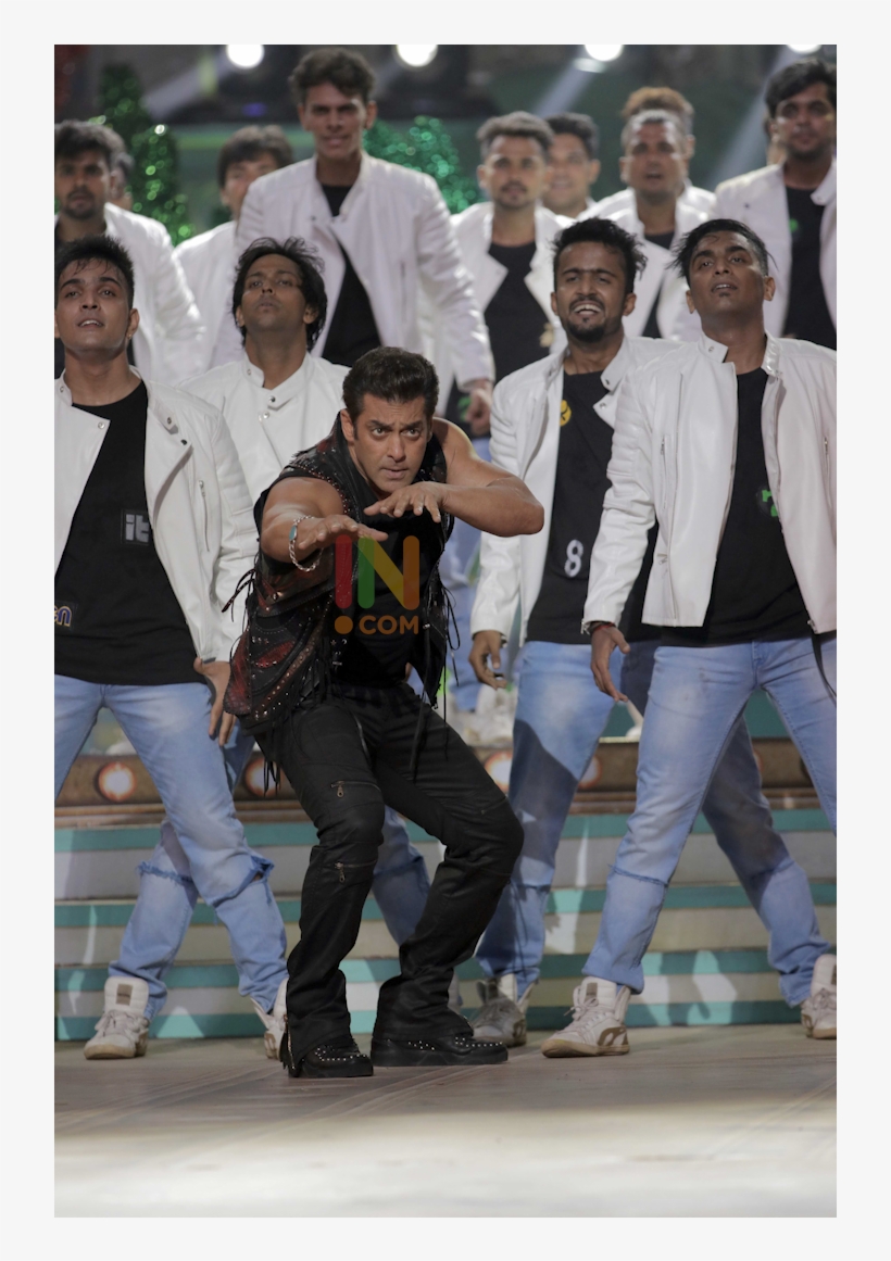 Though Stars Like Varun Dhawan And Salman Khan Were - Figure Skating, transparent png