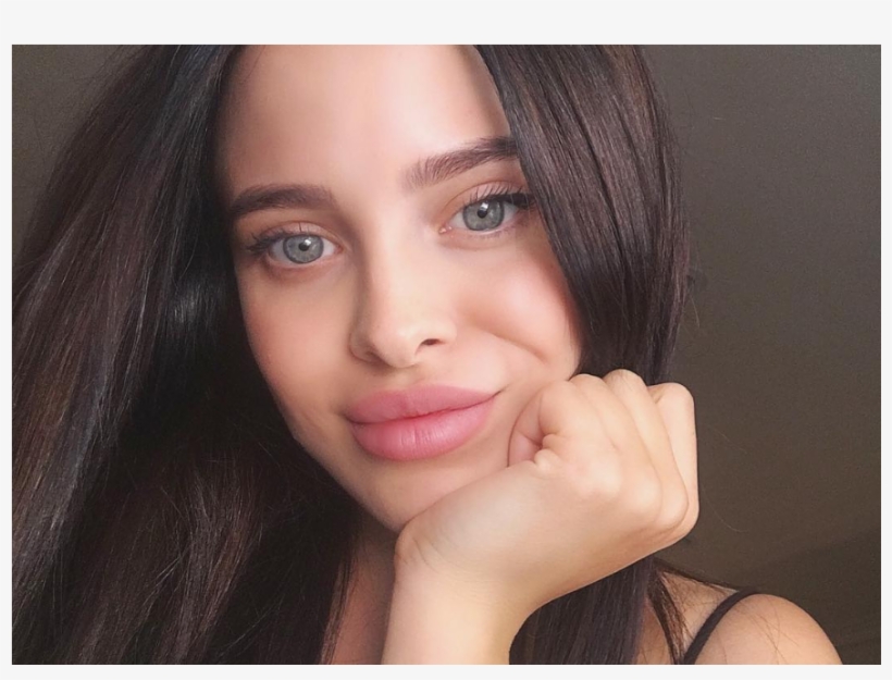Angelina Jolie Non, Mara Teigen Un Sosie Bluffant, transparent png