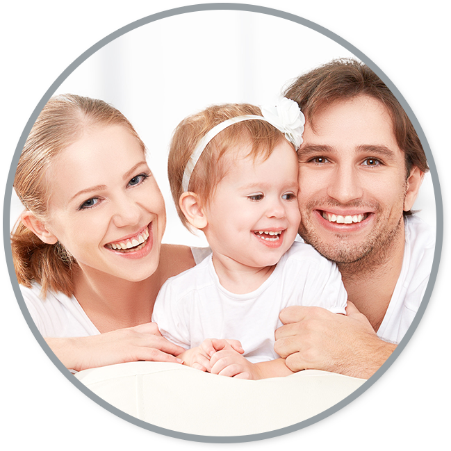 Andover Family Dentistry Dentist Andover Png Family - Happy Family In Sofa (842x648), Png Download