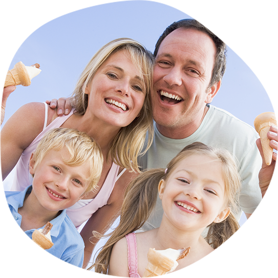 Happy Family Eating Ice Cream - Mami 1867 - Familienroman: ... Und Plötzlich Sind Wir (543x543), Png Download