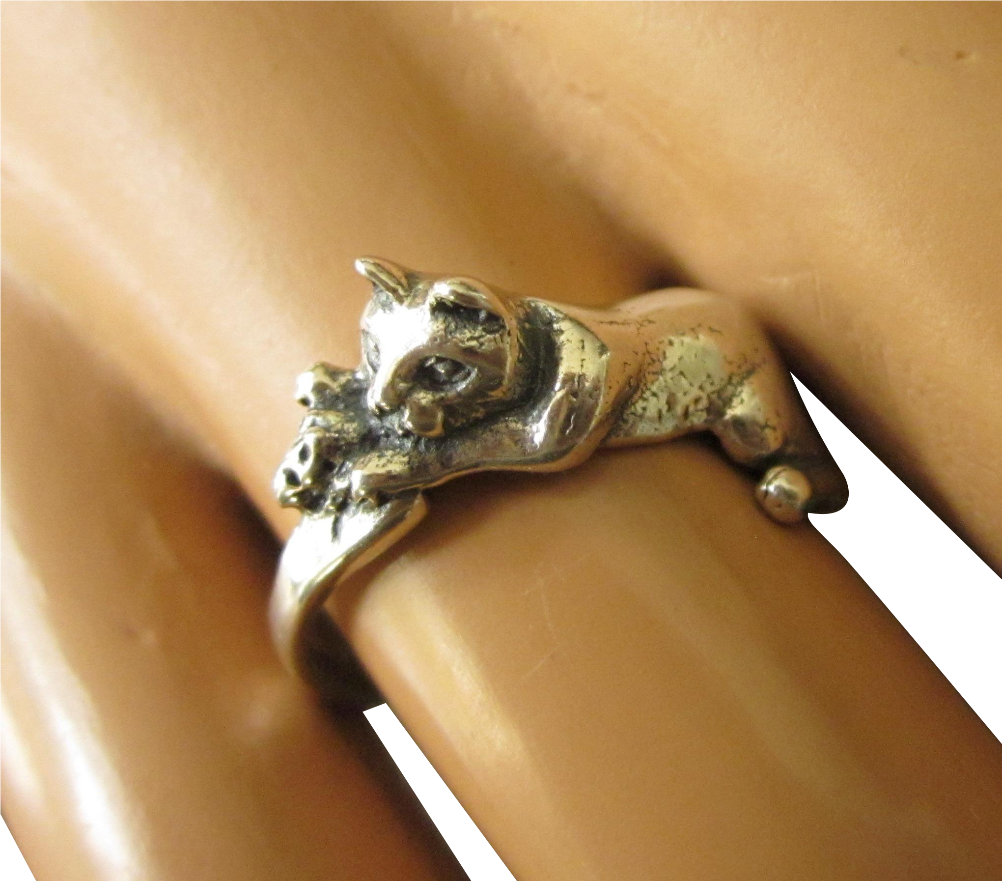 Sterling Cat With Ball Of Yarn Ring, Size - Jaguar (2039x2039), Png Download