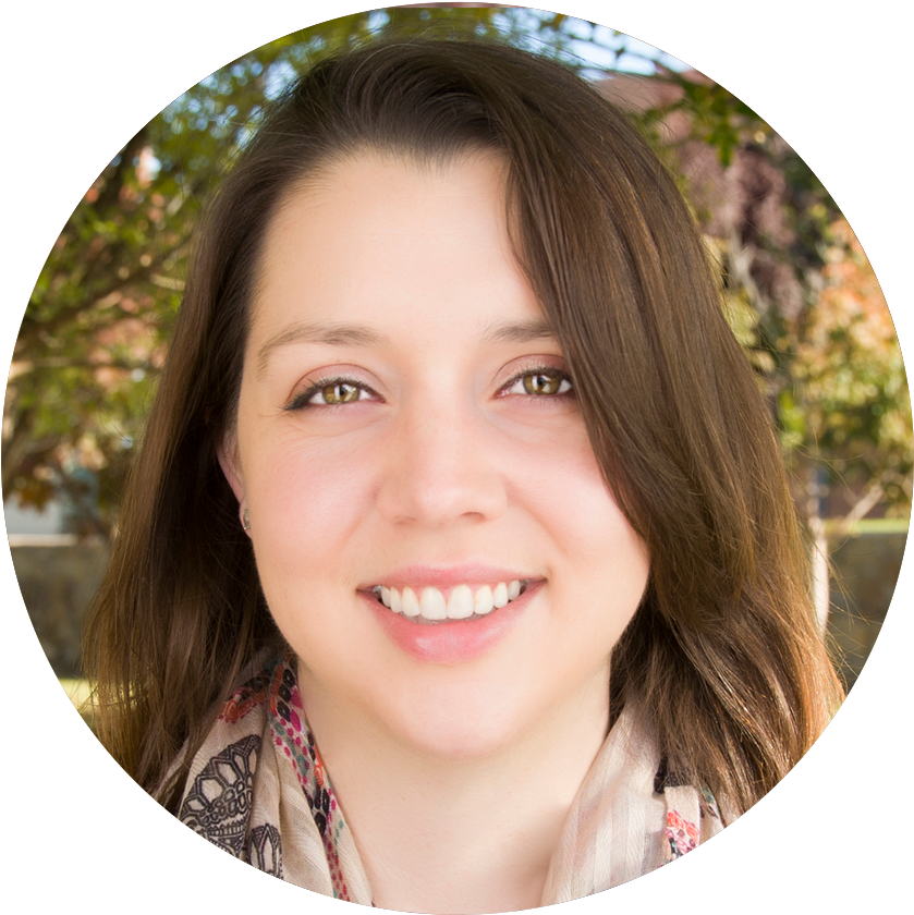 Kristin Morehead Manages The Arrowhead - Girl (900x892), Png Download