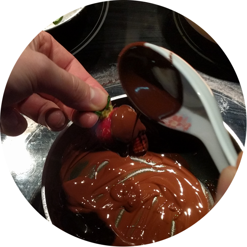 Holding A Strawberry By It's Stem, Use A Spoon To Ladle (1024x1024), Png Download