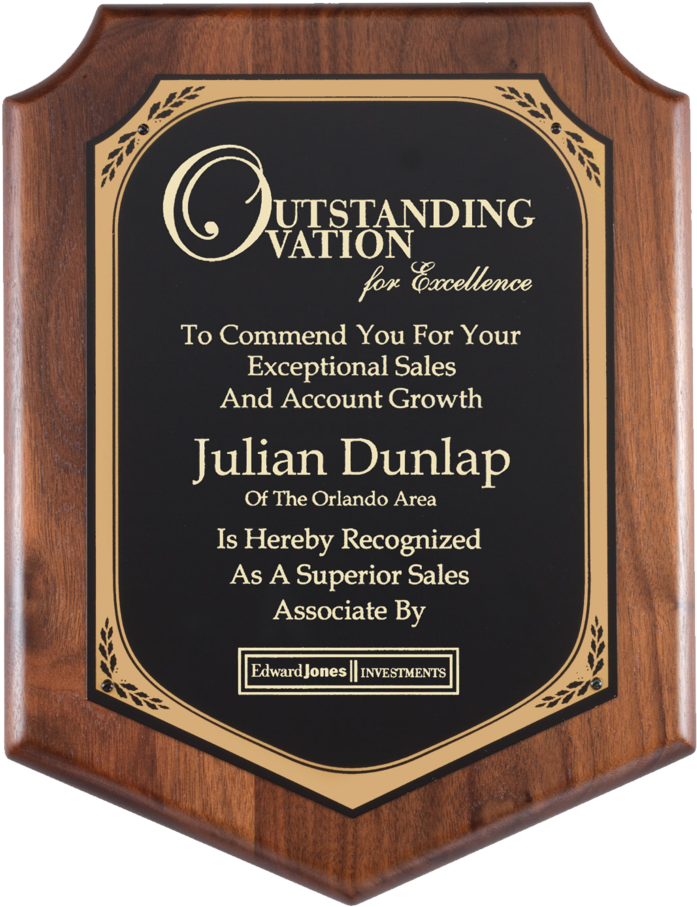 Walnut Plaque With Black Brass Engraving Plate - Pc582 (750x948), Png Download