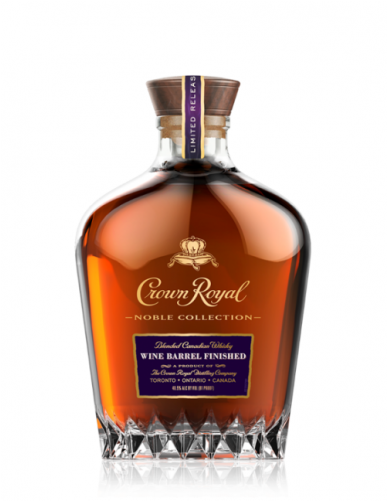 "noble Collection" Wine Barrel Finished Blended Canadian - Crown Royal Blenders Mash (500x500), Png Download