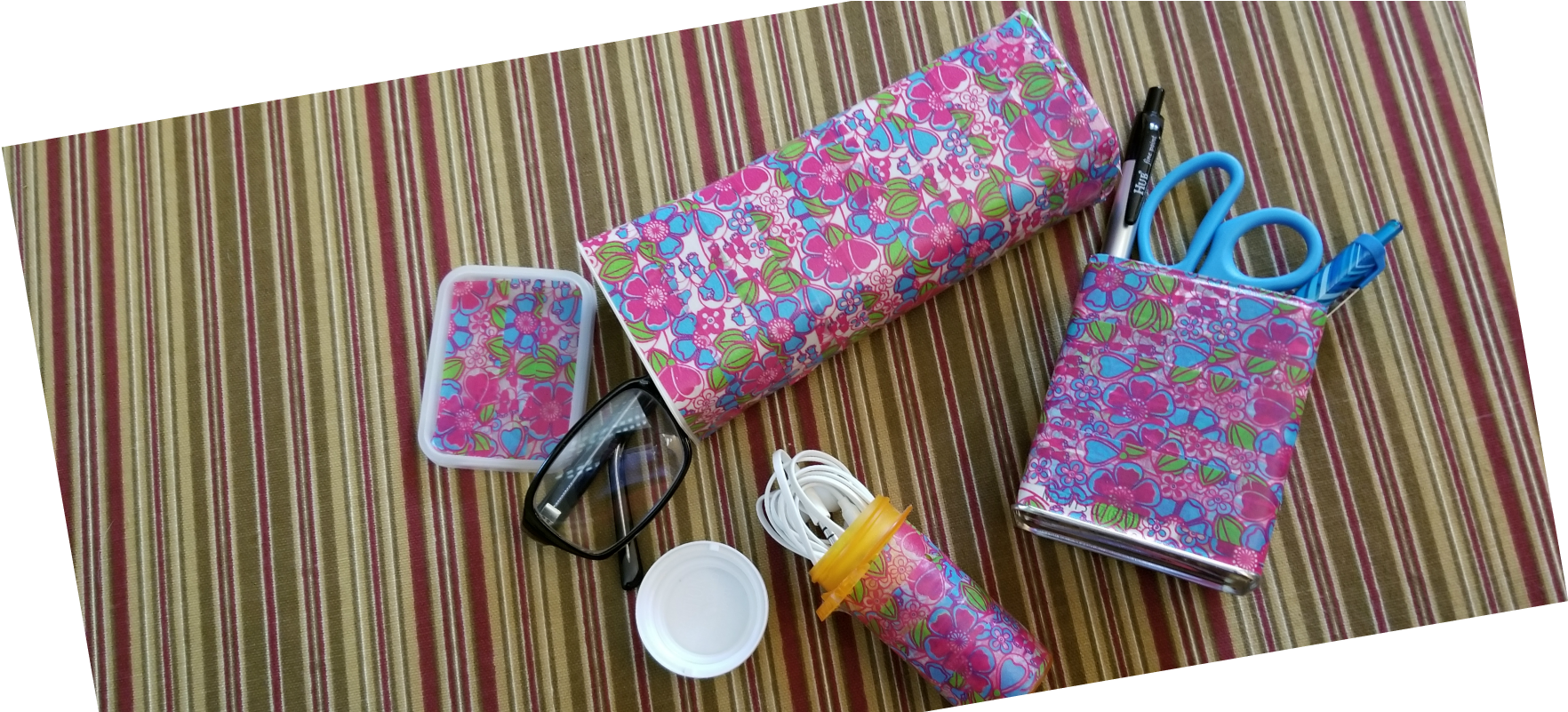 3 Cool Desk Accessories Made From Upcycled Items And - Coin Purse (2000x800), Png Download