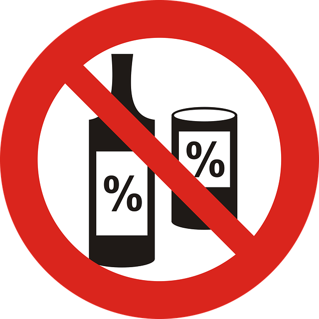 When You Quit Drinking, Your Life Instantly Starts - Zakaz Picia Alkoholu Znak (640x640), Png Download