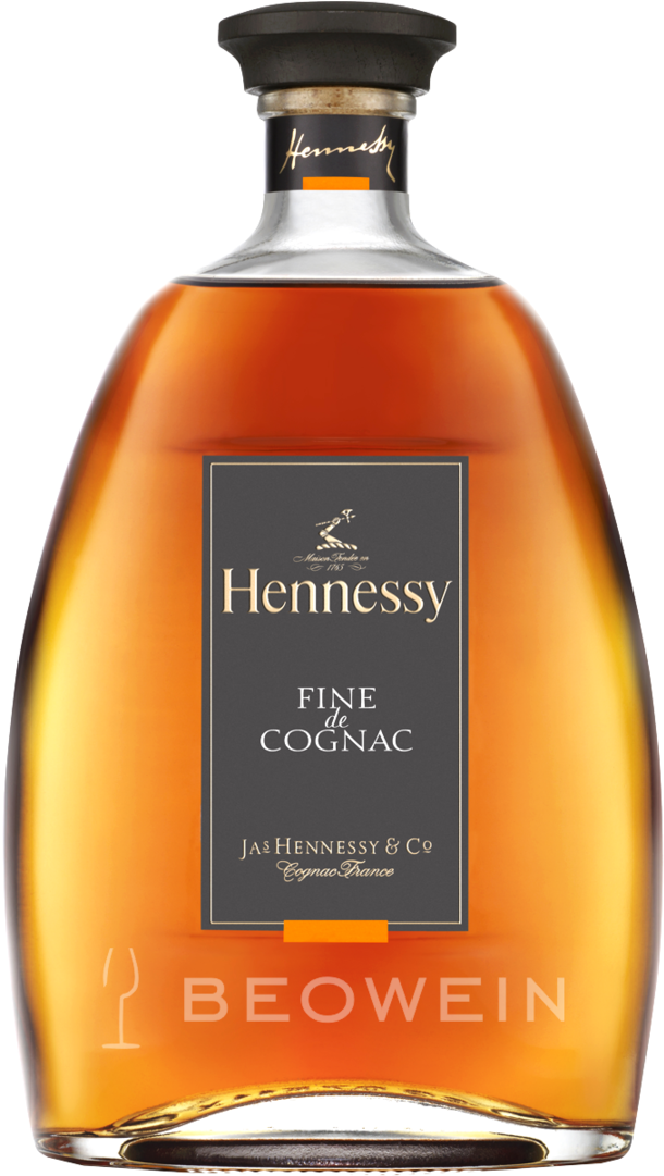 Hennessy Fine De Cognac 0,7 L - Hennessy Fine De Cognac 70cl Gift Box (1080x1080), Png Download