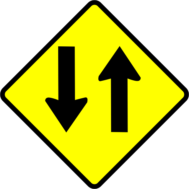Free Vector Caution Two Way Street Clip Art - Right Lane Ends Sign (600x600), Png Download