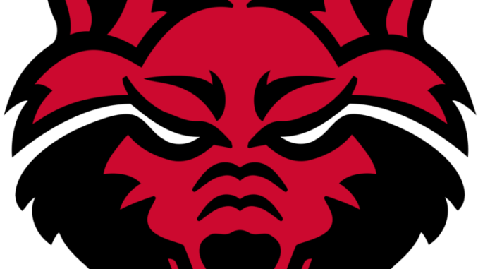 Arkansas Holds Off Appalachian St - Arkansas State University Red Wolf (678x381), Png Download