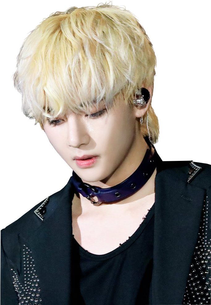 Bts, Taehyung, And V Image - Bts Lotte Family Concert 2018 (682x1024), Png Download