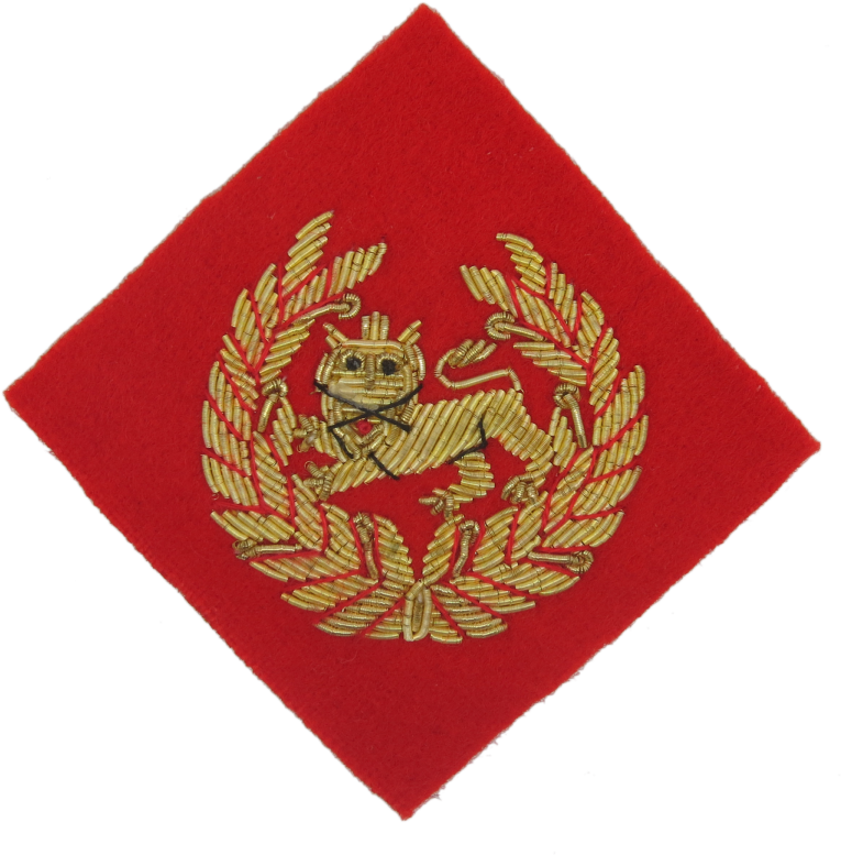 Kings Own Border Regiment Beret Badge On Scarlet Diamond - Emblem (799x1200), Png Download