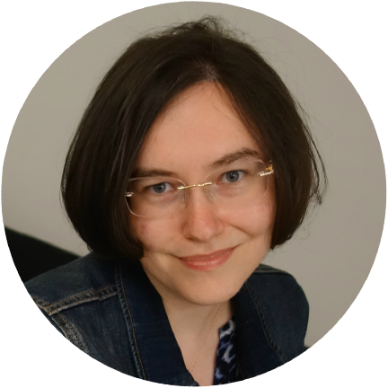 Russian Journalist That Focuses On Analyzing Russian - Girl (432x432), Png Download