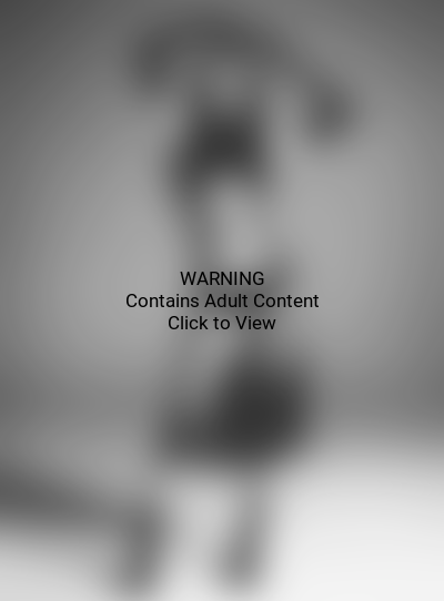 Kendall Jenner For Vogue Japan - Kendall Jenner Vogue Japan (400x542), Png Download