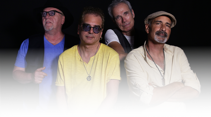 The Glorious Corner - 825 Records (720x400), Png Download