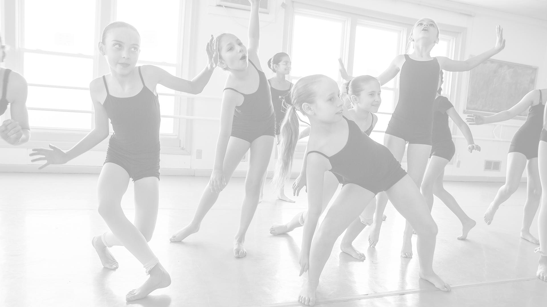 Coupe Dancers 2014 3 16 Modern Greyscale Crop - Turn (1920x1080), Png Download