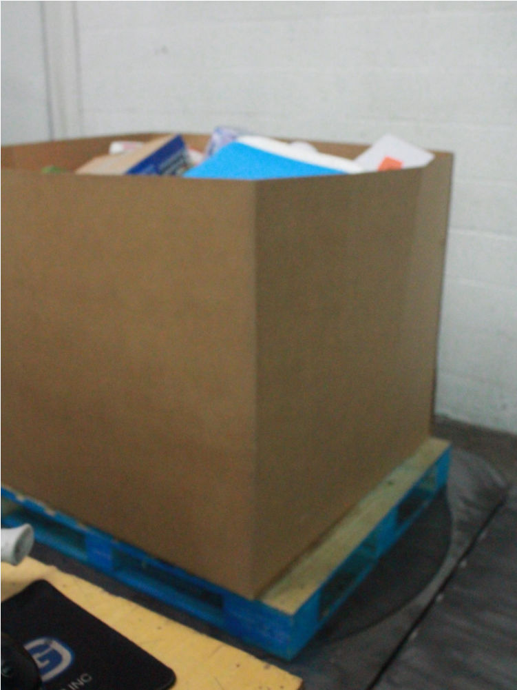 Auction - Plywood (1000x1000), Png Download