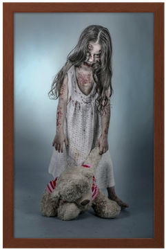 Türaufkleber Kleines Gruseliges Mädchen Mit Teddy Pixxprint (400x400), Png Download