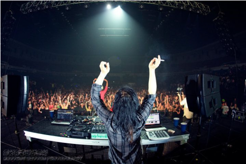 Skrillex - Skrillex Concert (500x500), Png Download