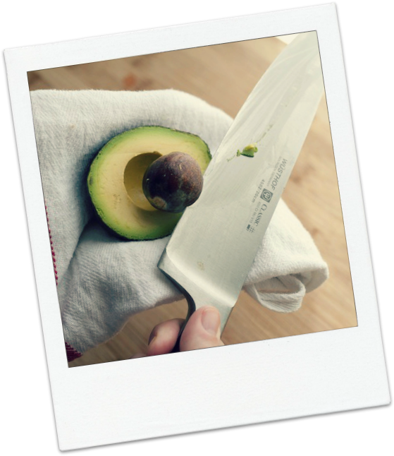 How To Prepare And Store Avocado 2 - Avocado (569x653), Png Download