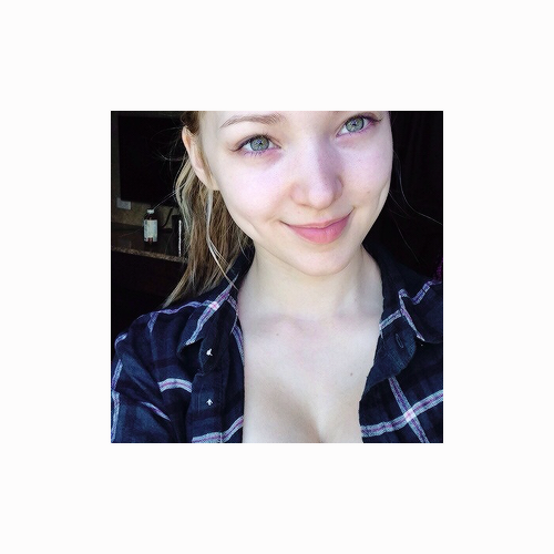 Chloe Celeste Hosterman Selfie (500x500), Png Download
