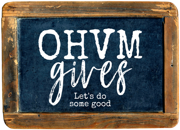 No Comments - Love Lives Here, Plank Decor (810x450), Png Download