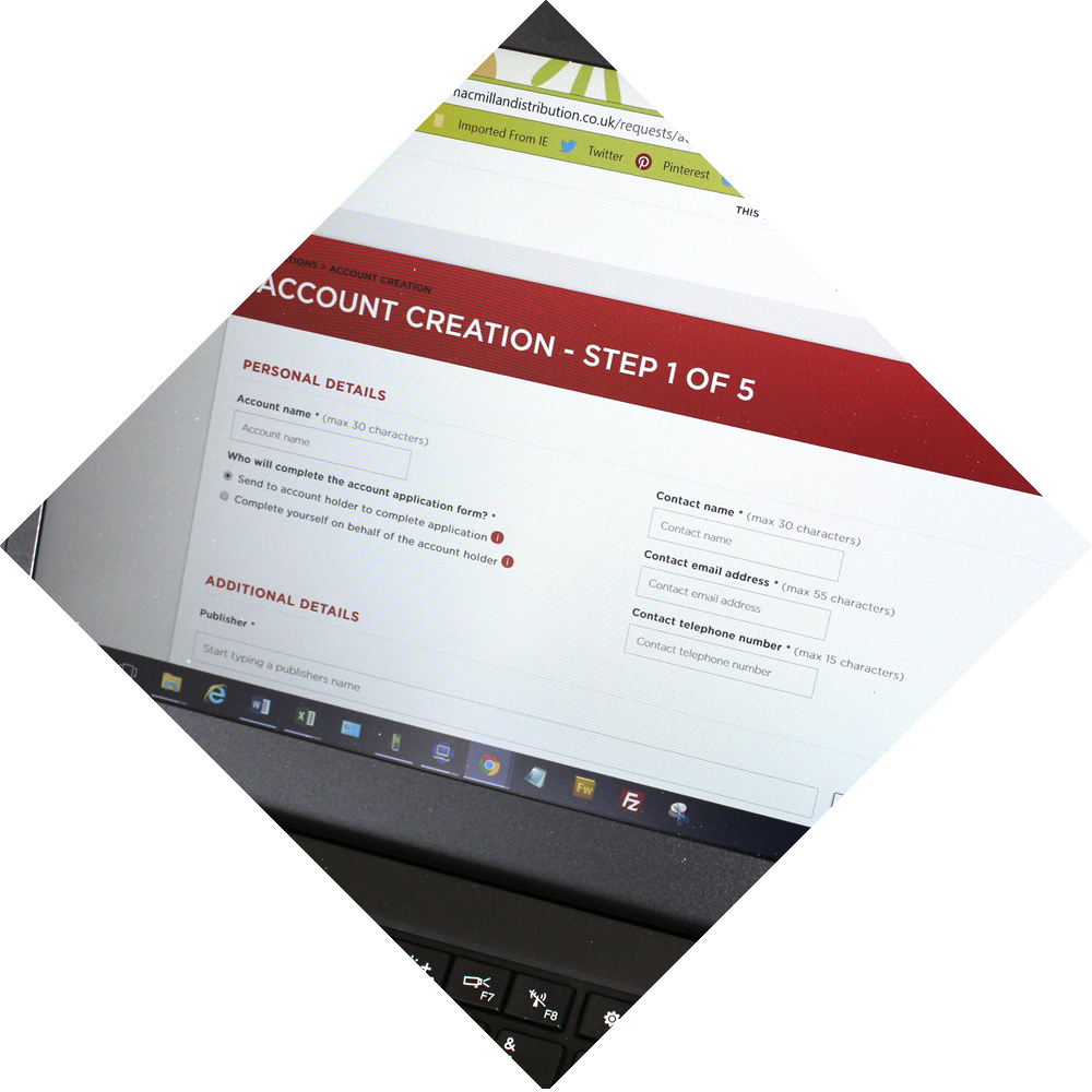 Hero Image - Customers - Hero Image (1000x1000), Png Download