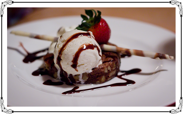 Brownie De Café Com Castanha Do Pará - Quito (593x371), Png Download